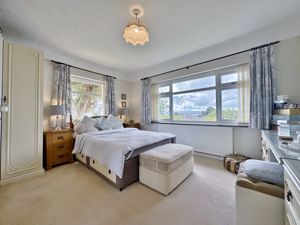 Photo 32- click for photo gallery